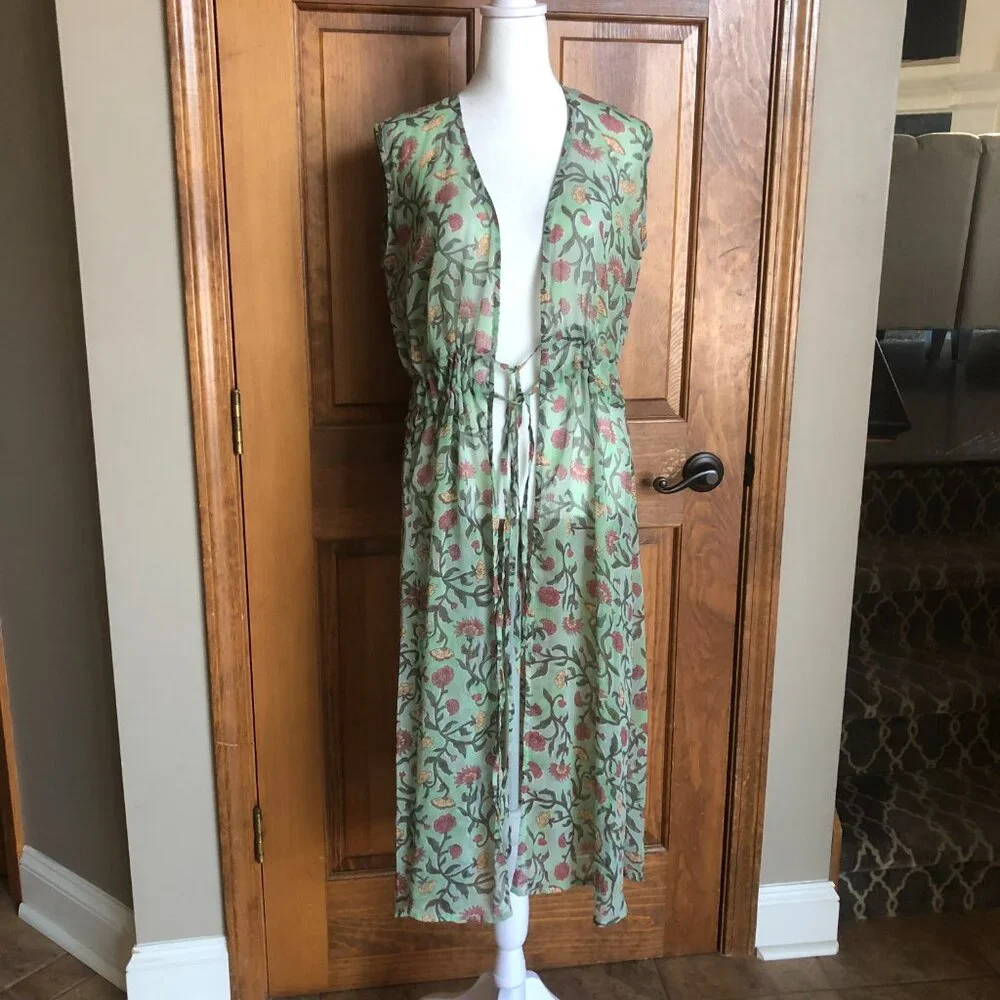 Lauren Conrad OS Sleeveless Mint Green Floral Wrap/Coverup Resort Vacation Swim